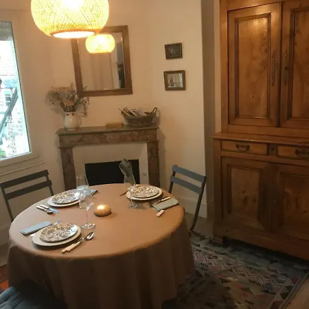 Ancien Cosy *